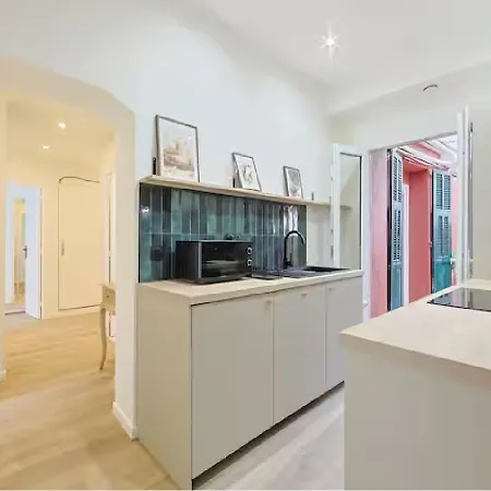 Elegance & Confort Au Coeur Du Vieux 아파트 니스