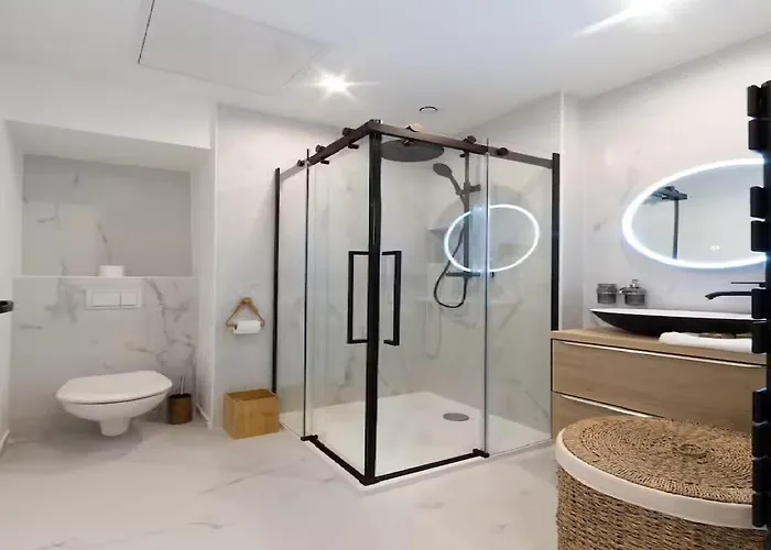 Elegance & Confort Au Coeur Du Vieux Lägenhet Nice