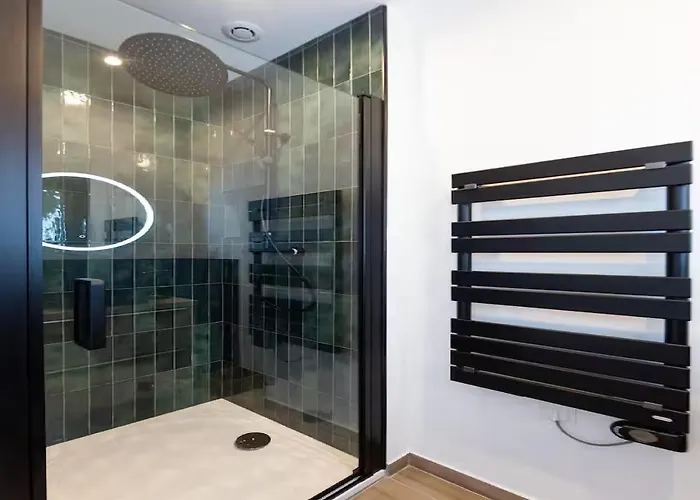 Elegance & Confort Au Coeur Du Vieux